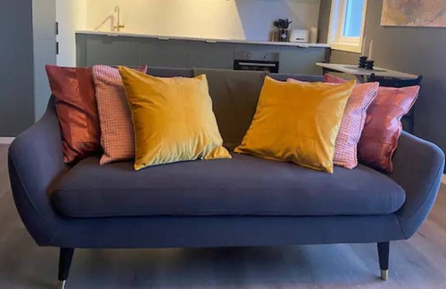 Oslo Apartamento | Acogedor Apartamento de un Dormitorio con Balcón
