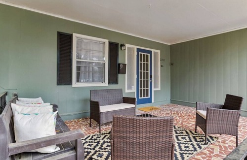 Ballast Point Apartamento | Cozy One Bedroom Apartment!