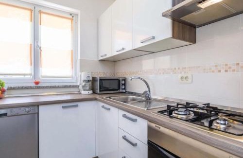 Martina Apartamento | Cozy One Bedroom Apartment with Terrace
