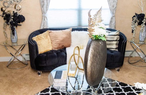 Meriden Casa | Cozy One Bedroom in Residential Home