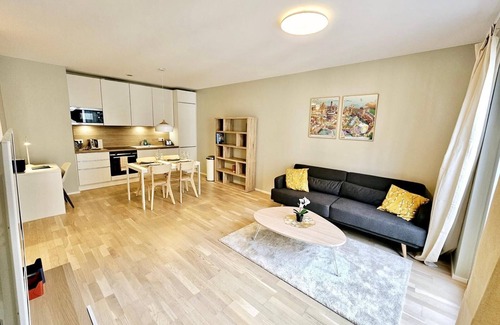 Gasperich Apartamento | Cozy one bedroom with convenient parking
