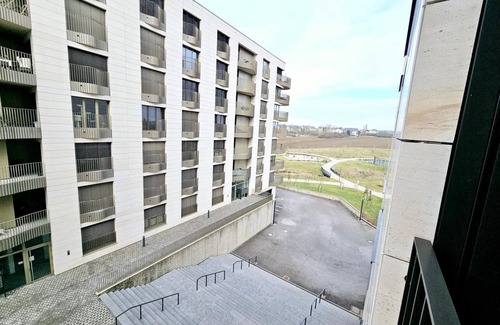 Gasperich Apartamento | Cozy one bedroom with convenient parking