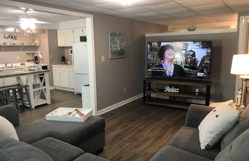 Durhamville Casa | Cozy one-bedroom rental steps from the lake with full amenities