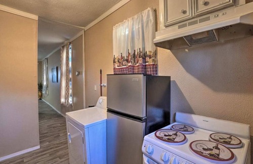 Broadmoor Casa | Cozy one Bedroom Summ