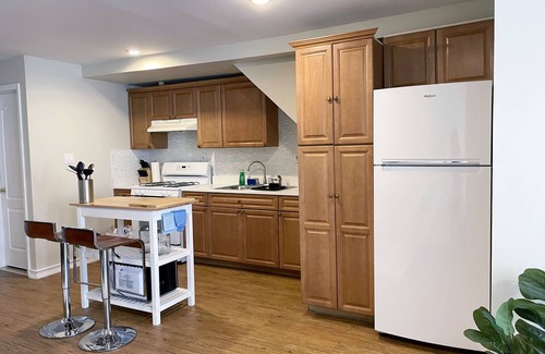 Kew Gardens Hills Casa | Cozy & Peaceful 2-Bed for Business Travelers