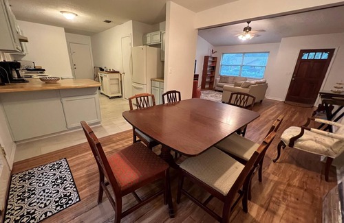 Lake City Casa | Cozy, Peaceful and Quiet Deerwood Cottage