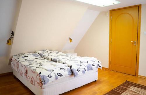Sofia Apartamento | Cozy Penthouse in Sofia