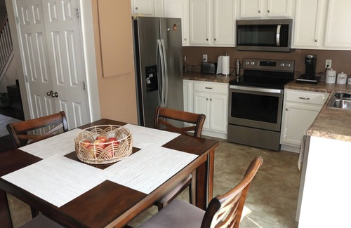 Nashville Casa | Cozy Percy Priest Lakehouse minutes from downtown Nashville.