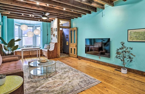 Spruce Hill Casa | Cozy Philadelphia Townhome: Walk to UPenn!