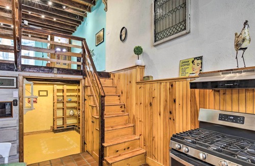Spruce Hill Casa | Cozy Philadelphia Townhome: Walk to UPenn!