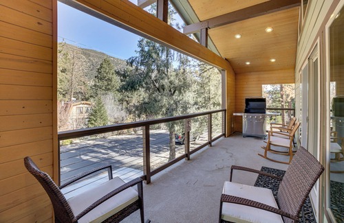 Pine Mountain Club Cabina | Cozy Pine Mountain Club Cabin w/ Large Deck