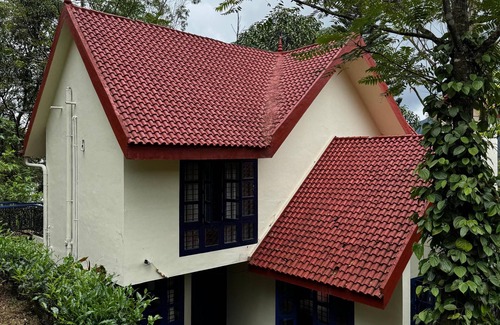 Kuttikkanam Cabaña | Cozy plantation estate cottage/bunglaow