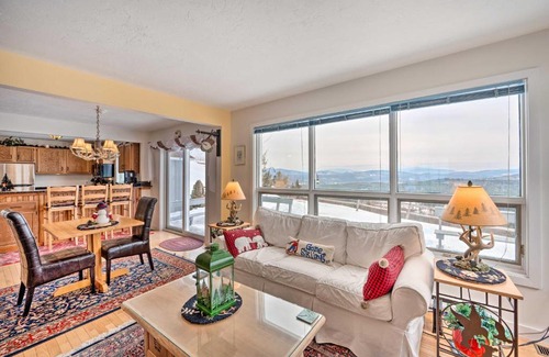 Plymouth Casa | Cozy Plymouth Home with Unobstructed Mtn Views!