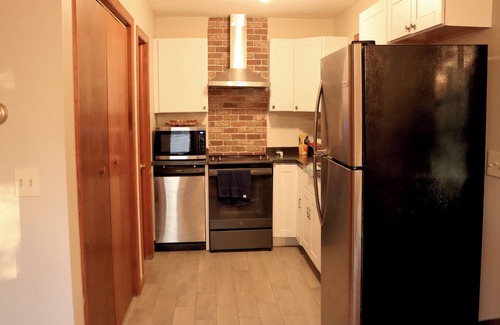 Riverside Estates Cabina | Cozy Poconos Cabin Getaway Kalahari & Great Wolf Lodge, Casinos,& Ski Resorts