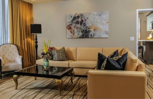Winchester Complejo | Cozy Presidential 2-bedroom suite in marvelous Las Vegas with fitness room, WiFi