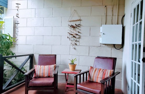 Rockley Apartamento | Cozy Private Cottage in Fabulous Accra / Rockley Beach Location!