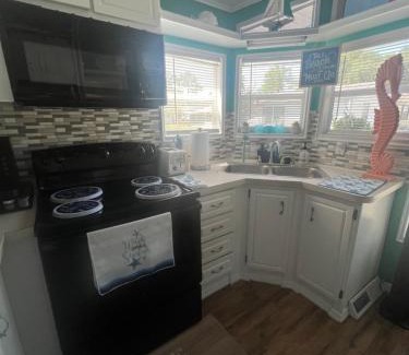 Kissimmee Complejo | Cozy Private Cottage Only 5 miles from Disney