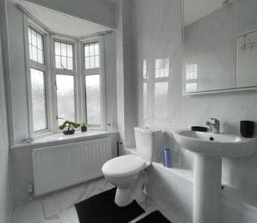 Mayfield Casa | Cozy Private Rooms in Homestay