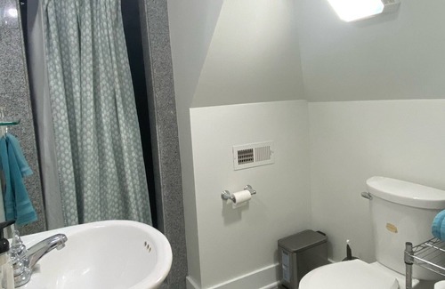 Old Irving Park Apartamento | Estudio acogedor y privado en un entorno privado, seguro y arbolado