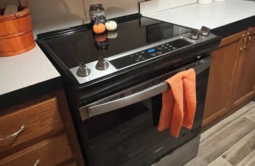 Bangor Casa | Cozy & quiet 4:20 friendly home