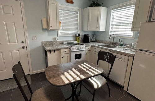 Wilmington Apartamento | Cozy, quiet studio apartment, excellent for traveling professionals!