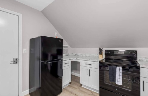Mount Clemens Apartamento | Cozy & Quiet Studio Flat in Historic Mount Clemens