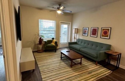 Lazybrook/Timbergrove Apartamento | Cozy Quite City Home