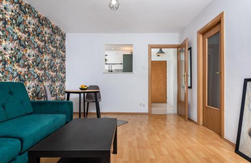 Podgorze Apartamento | Cozy Railway Corner in Kraków - by Upstairs