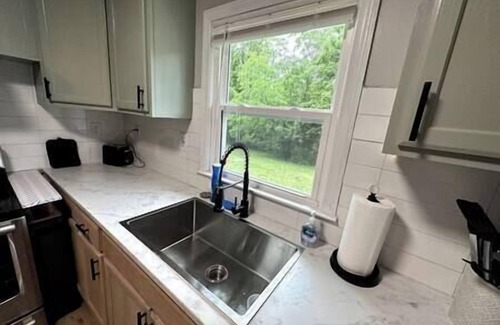 Danville Casa | Cozy Red Door Cottage - 5 mins from Casino