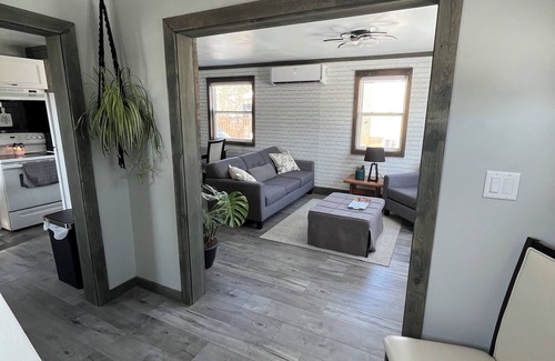 Bathurst Casa | Cozy remodelled house minutes away from hiking trails and Chaleur Bay