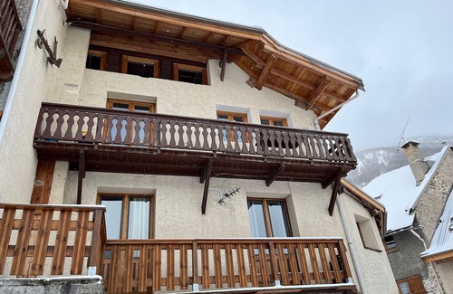 La Salle-les-Alpes Apartamento | Precioso apartamento renovado en casa tradicional · Cerca de pistas · Wifi