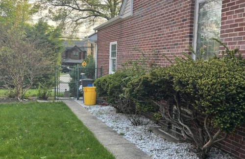 Teaneck Apartamento | Cozy renovated 2 bedroom basement unit !