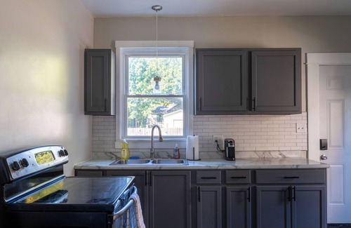 Dayton Casa | Cozy, Renovated 3-Bedroom in the Heart of Dayton