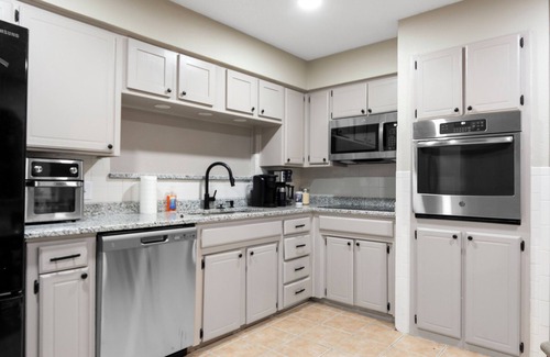 North Richland Hills Casa | Cozy Retreat Centrally Located near DFW & Stadium