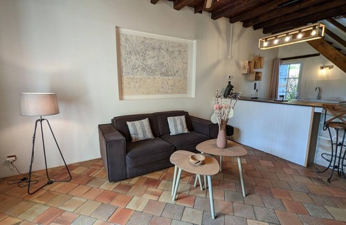 Chadurie Cabaña | Acogedor oasis rural con piscina cubierta y calefacción, ideal para 2 personas