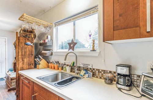 Riverside Condominio | Cozy Retreat in Central East Austin