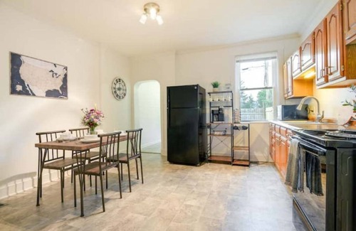 Lancaster Casa | Cozy Retreat in Downtown Lancaster