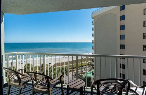 Myrtle Beach Apartamento | Cozy Retreat Near The Ocean | Outdoor Pool & Free Breakfast