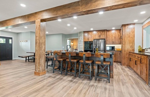 Ray County Casa | Cozy retreat on small acreage, 10 minutes from Excelsior Springs!