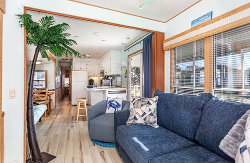 Sandbridge Casa | Cozy Retreat! Private Dock! Sandbridge Beach Access! WINTER RENTAL AVAILABLE