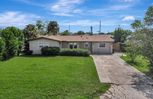 Sarasota Casa | Cozy Retreat pvt rm Close To Siesta Keys J3A shared home