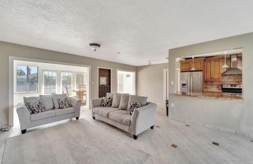 Sarasota Casa | Cozy Retreat pvt rm Close To Siesta Keys J3A shared home