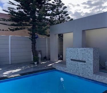 Parklands Casa | Cozy Retreat with a Pool!