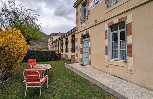 Charraix Cabaña | Casa rural para 6 personas junto al río en Saint-Julien-des-Chazes