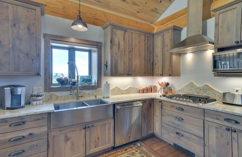 Buena Vista Cabina | ¡NUEVO! Cozy Riverfront Cabin 1. 4 millas de Buena Vista