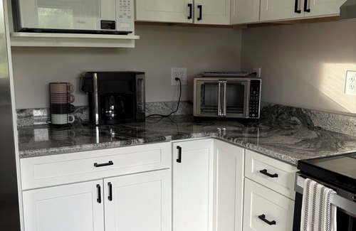 New River Casa | Cozy, riverfront house - 15 minutes from Virginia Tech
