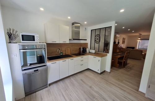 Raon-l'Etape Cabaña | Casa espaciosa con vistas al río, 3 habitaciones, cocina equipada y actividades cercanas