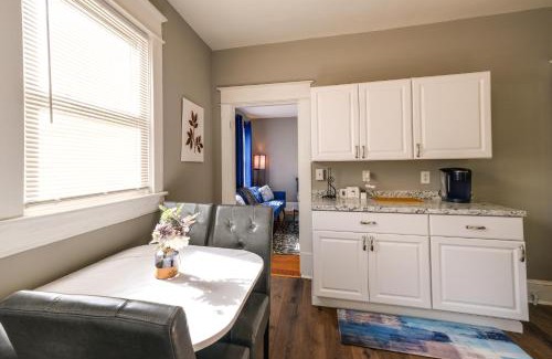 Roanoke Apartamento | Cozy Roanoke Vacation Rental 2 Mi to Downtown!