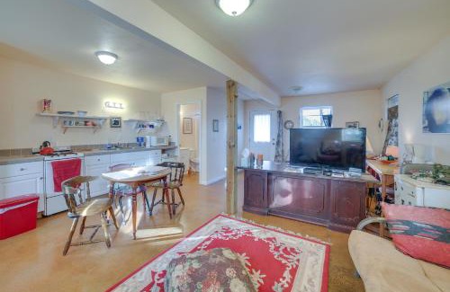 Rogers Apartamento | Cozy Rogers Studio Apt with Lake Access and Fire Pit!