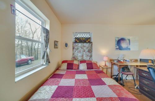 Rogers Apartamento | Cozy Rogers Studio Apt with Lake Access and Fire Pit!